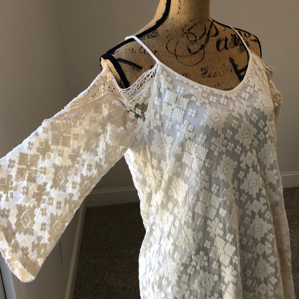 Beautiful lace dress never worn